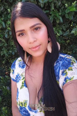 211033 - Valentina Age: 20 - Colombia