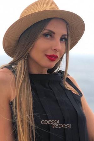 222009 - Maryna Age: 35 - Ukraine